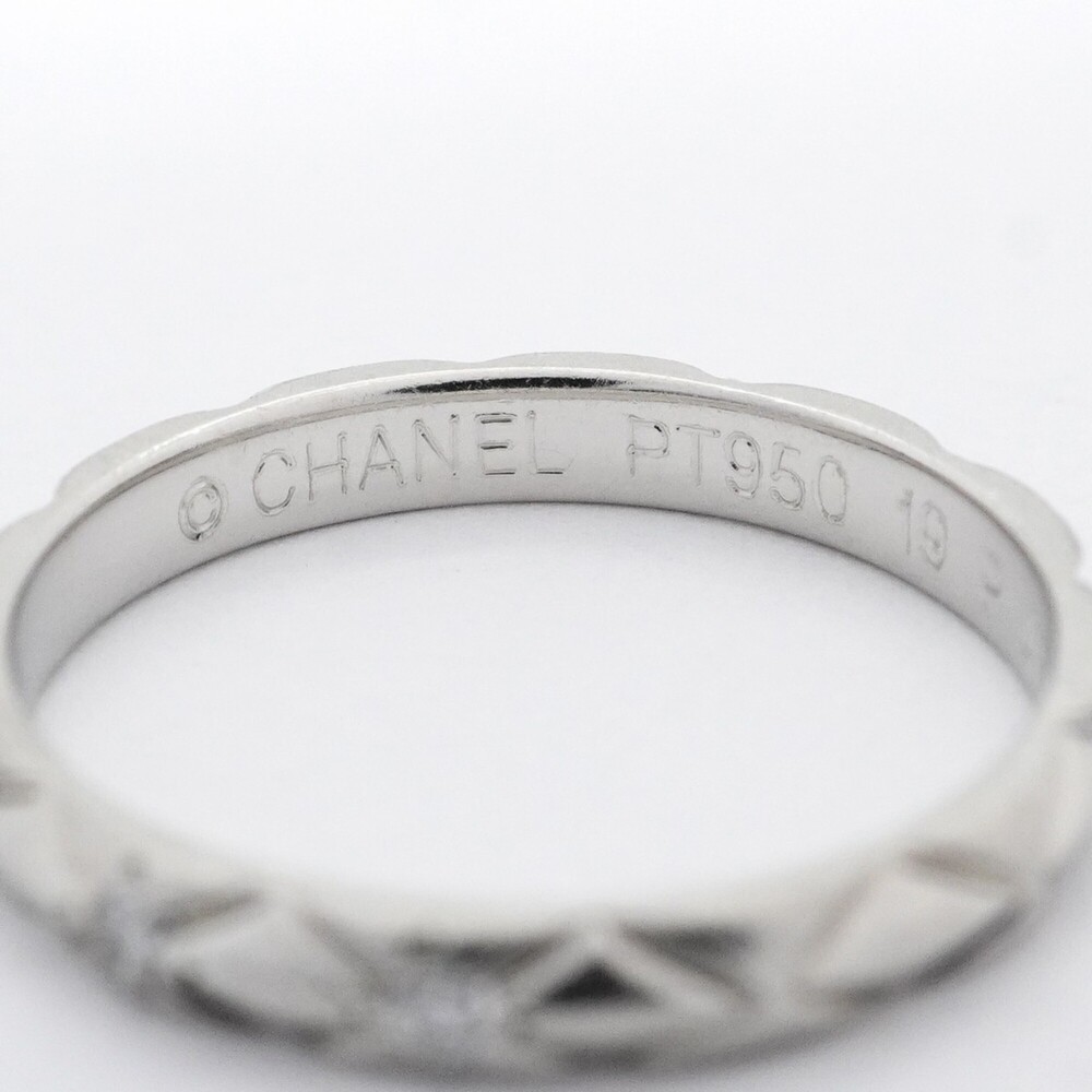 CHANEL Silver Diamond Ring - Picture 4 of 11